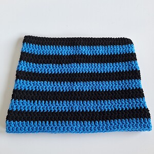 Gehaakte muts | Zwart en blauw