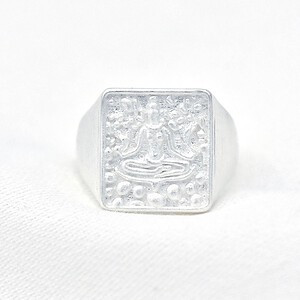 Balance silver
