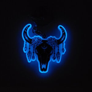 Boho koe schedel glow in the dark sleutelhanger