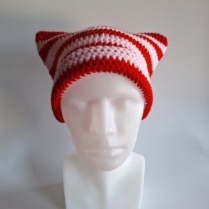 Gehaakte muts 'Red & baby pink'