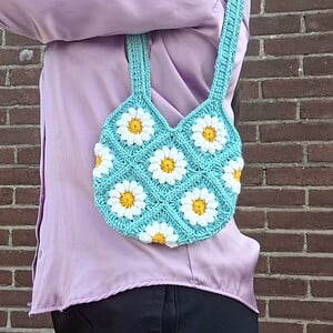 Gehaakte tas 'Peppermint daisy'