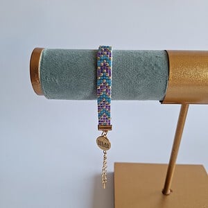 Geweven kralen armband 'Purple chevron'