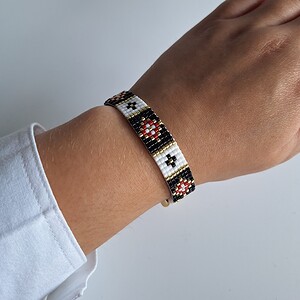 Geweven kralen armband 'Red stained glass '
