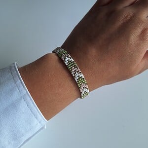 Geweven kralen armband 'Soft chevron'
