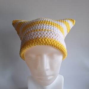 Gehaakte muts 'Yellow & white'