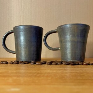 Koffiekopjes keramiek (2 stuks) naturel donker bruin sparkle handgedraaid 8x7cm