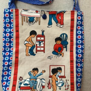 Ruime tas van vintage stoffen.