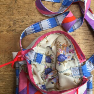 Tasje met roze vintage stoffen