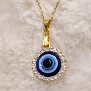 Boze ogen ketting