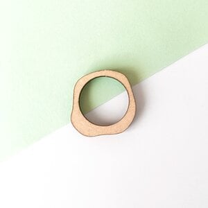 Golvende houten of zwarte stack ring - type 1