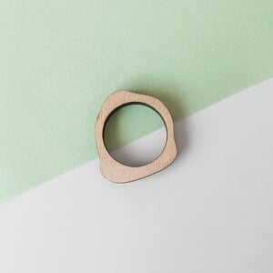 Golvende houten of zwarte stack ring - type 2