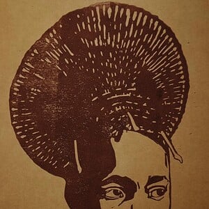 Afrikaanse linoprint Mangbetu Queen – handgedrukt portret op kraftpapier, A4-formaat, gesigneerd