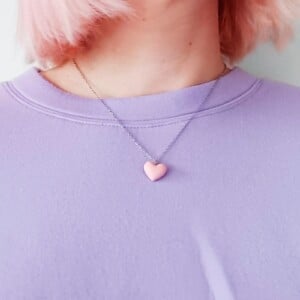Klein roze hartje ketting