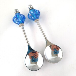 Lepeltjes set met blauwe glaskralen