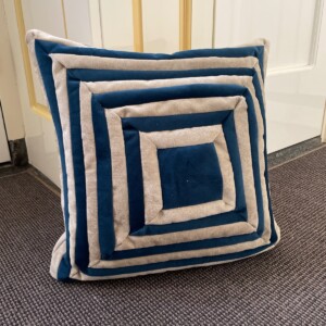 Petrol, donker,blauw, crème, quilt, kussen, handgemaakte, kussens ,  vierkant. Dizzy