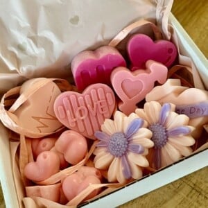 Valentine waxmelt Love box