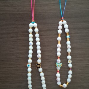Glow Charm Telefoonhanger