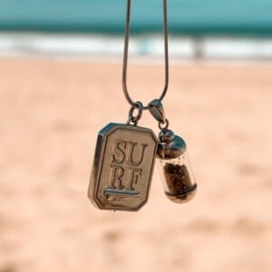 Laguna Beach Pendant Surfgirl Ketting Zilver