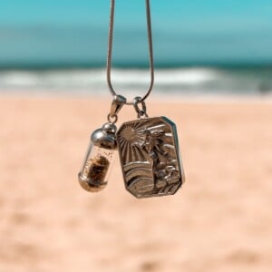 Laguna Beach Pendant Surfgirl Ketting Zilver