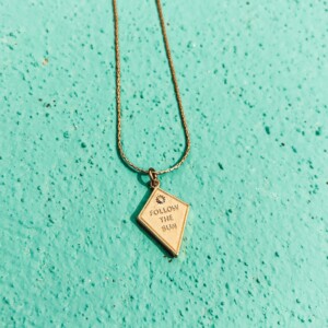 Oceaan Follow The Sun Ketting Goud - Laguna Treasures