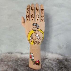 kunst houten Tattoo hand boks man