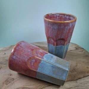 2 keramiek hoge koffiebekers Red Dream