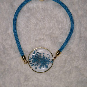 Adjustable resin armband
