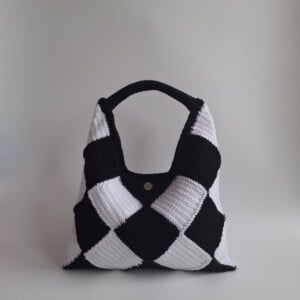 Gehaakte checker handtas 'Black & white'