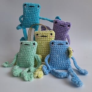 Gehaakte knuffel 'Lila kikker'