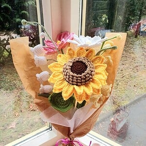 Handgemaakt zonnebloemen boeket