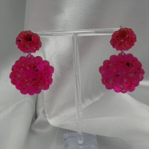 Handgemaakte epoxy oorbellen 'schulp' - roze