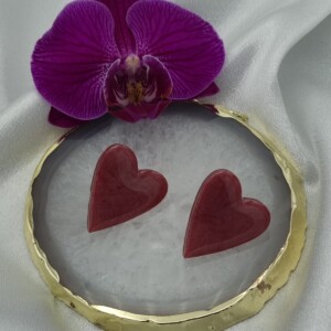 Handgemaakte epoxy oorstekers 'hart groot' - klassiek roze