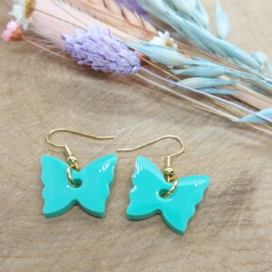 Resin oorhangers Vlinder groen