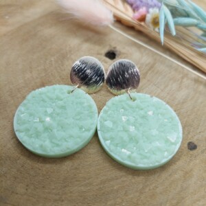 Resin oorstekers rond druzy M Saliegroen