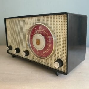 Vintage bluetooth radio  Philips 1956 zwart rood