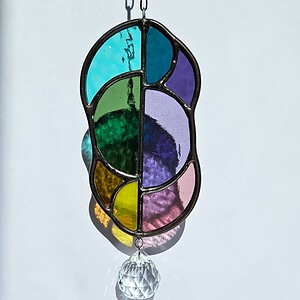 A-symmetrische glas in lood zonnevanger regenboog met kristal