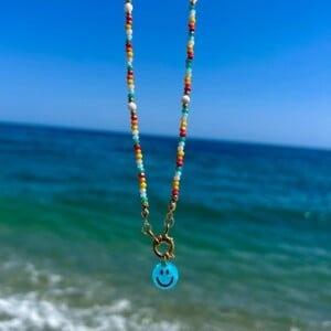 Handgemaakte regenboog kinder ketting met smiley