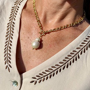 Handgemaakte statement zoetwater parelketting