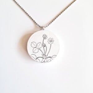Ketting met papieren hanger, leverbloempje, duurzaam sieraad, ⁸