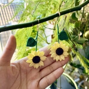 Micro Gehaakte zonnebloem Oorbellen