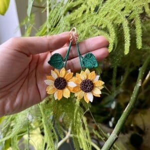 Micro Gehaakte zonnebloem Oorbellen