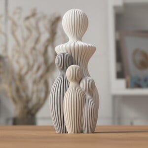 Modern 3d geprint beeldje mama met 3 kinderen