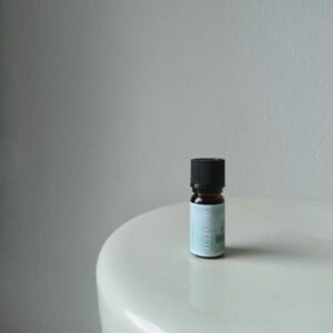 Rooted - etherische olie blend met Lavendel, Patchouli & Cederhout voor aarding en ontspanning