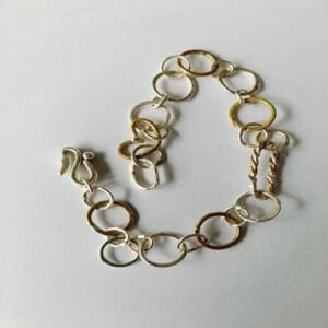 Rough enough, unieke schakelarmband
