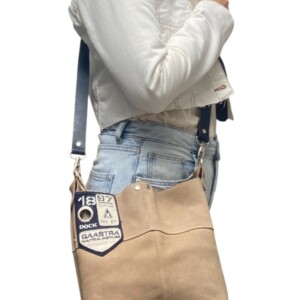 Stoere schoudertas tas van vintage Gaastra-laarzen – uniek & handgemaakt.