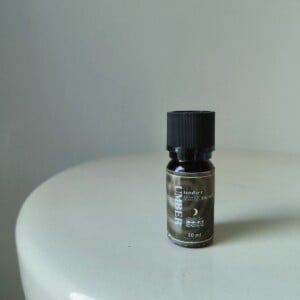 Umber - etherische olie blend met Amber, Benzoë & Mandarijn voor ontspanning en innerlijke rust