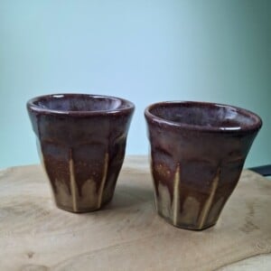 2 keramiek koffiebekers Merlot Small