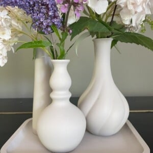 Bloemenplankje met karsenstandaard recycled