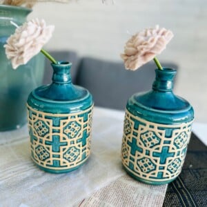 Blossom Glow – Scented Flower Candle in Blue Ceramic Vase
