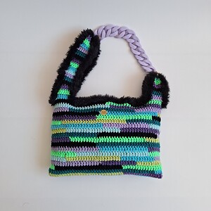 Gehaakte asymmetrische tas paars